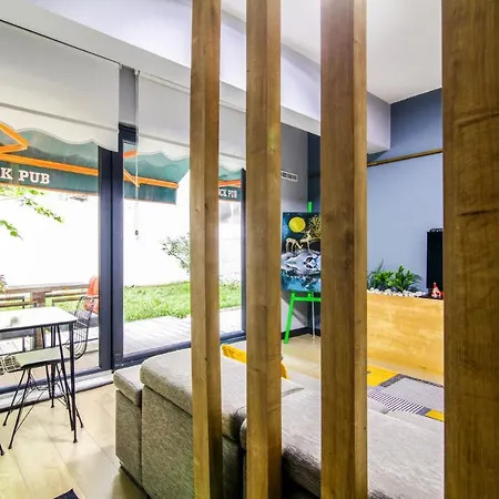 Appartement Chic And Flat With Garden In Besiktas *